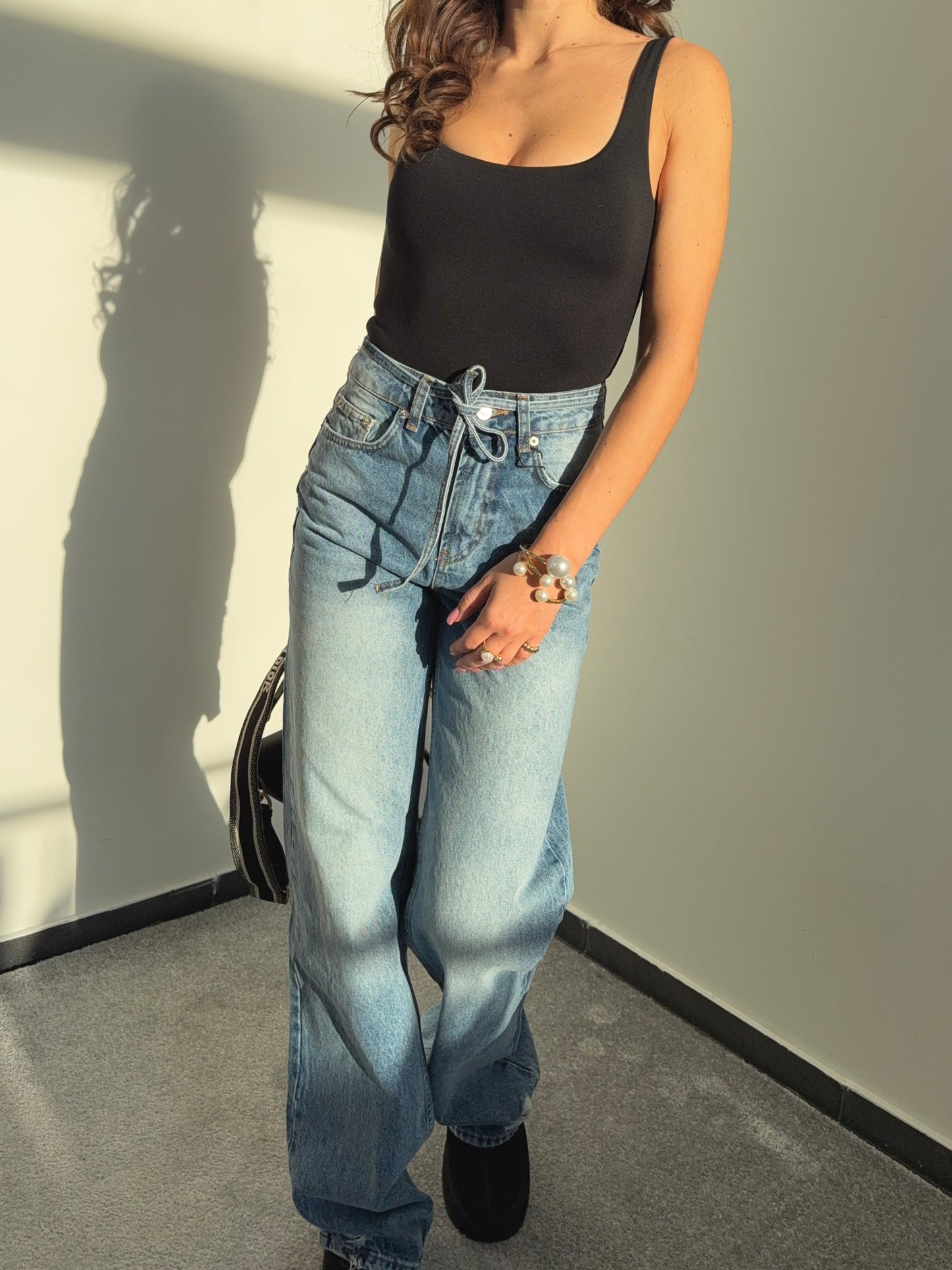 “Cool Girl Jeans” winter edition