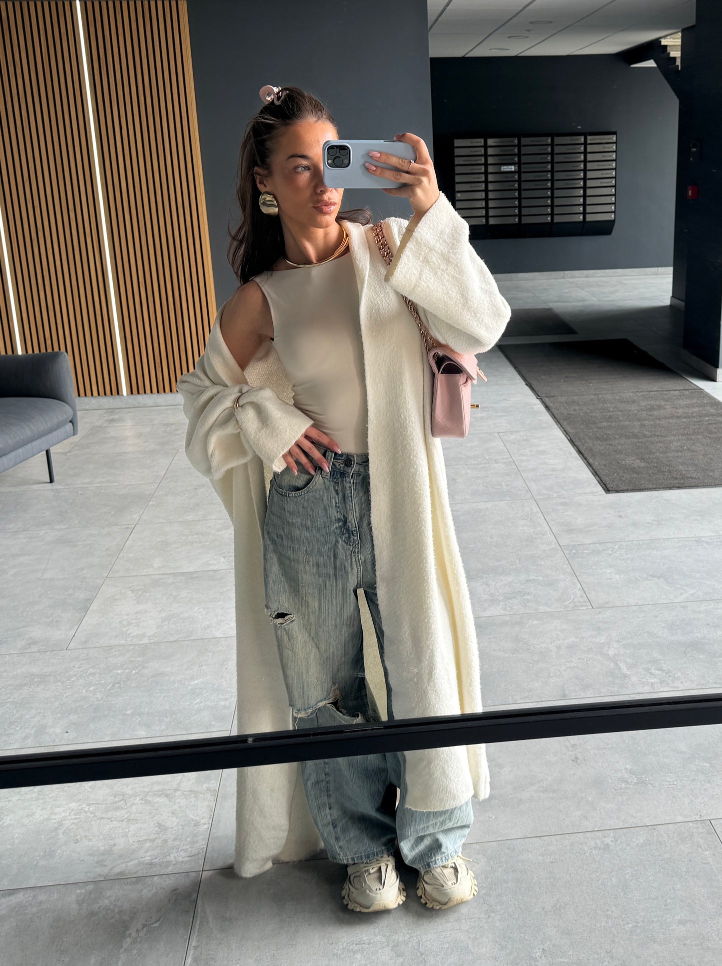 VOOL CARDIGAN