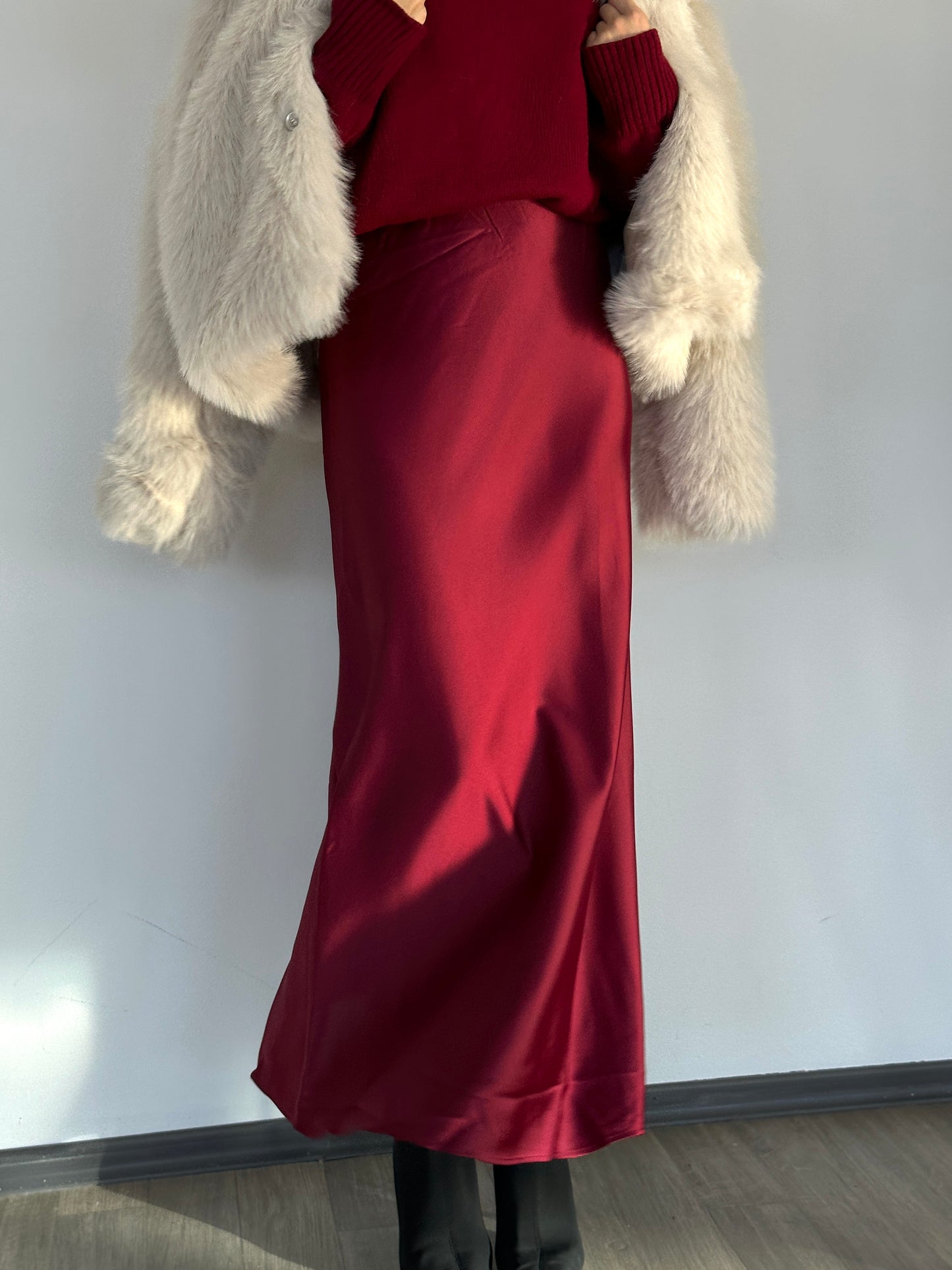 BORDO SATIN MAXI SKIRT