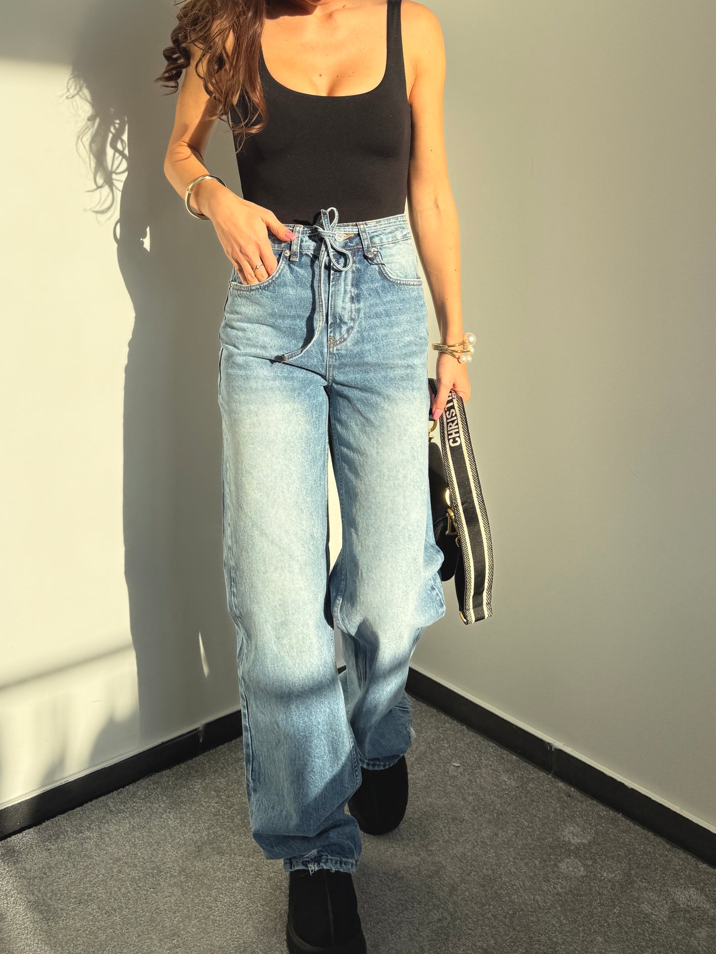 “Cool Girl Jeans” winter edition