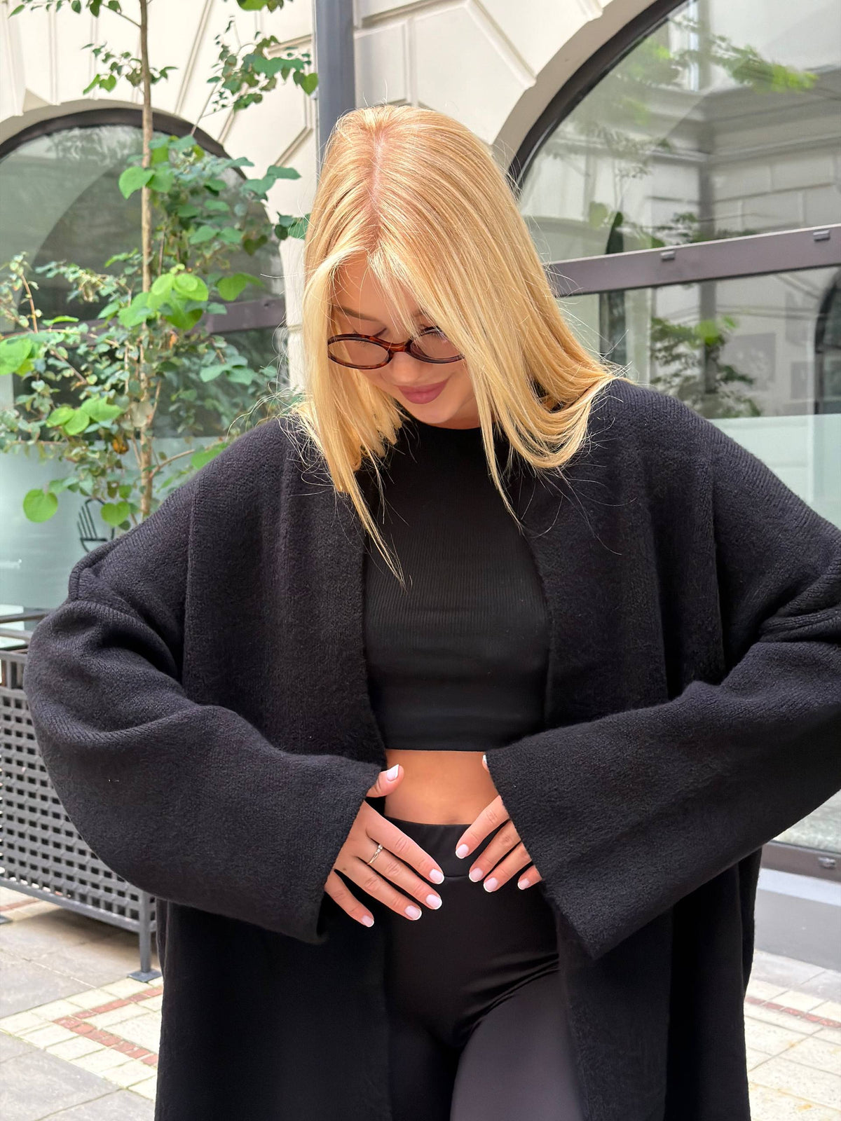 VOOL CARDIGAN “Black”