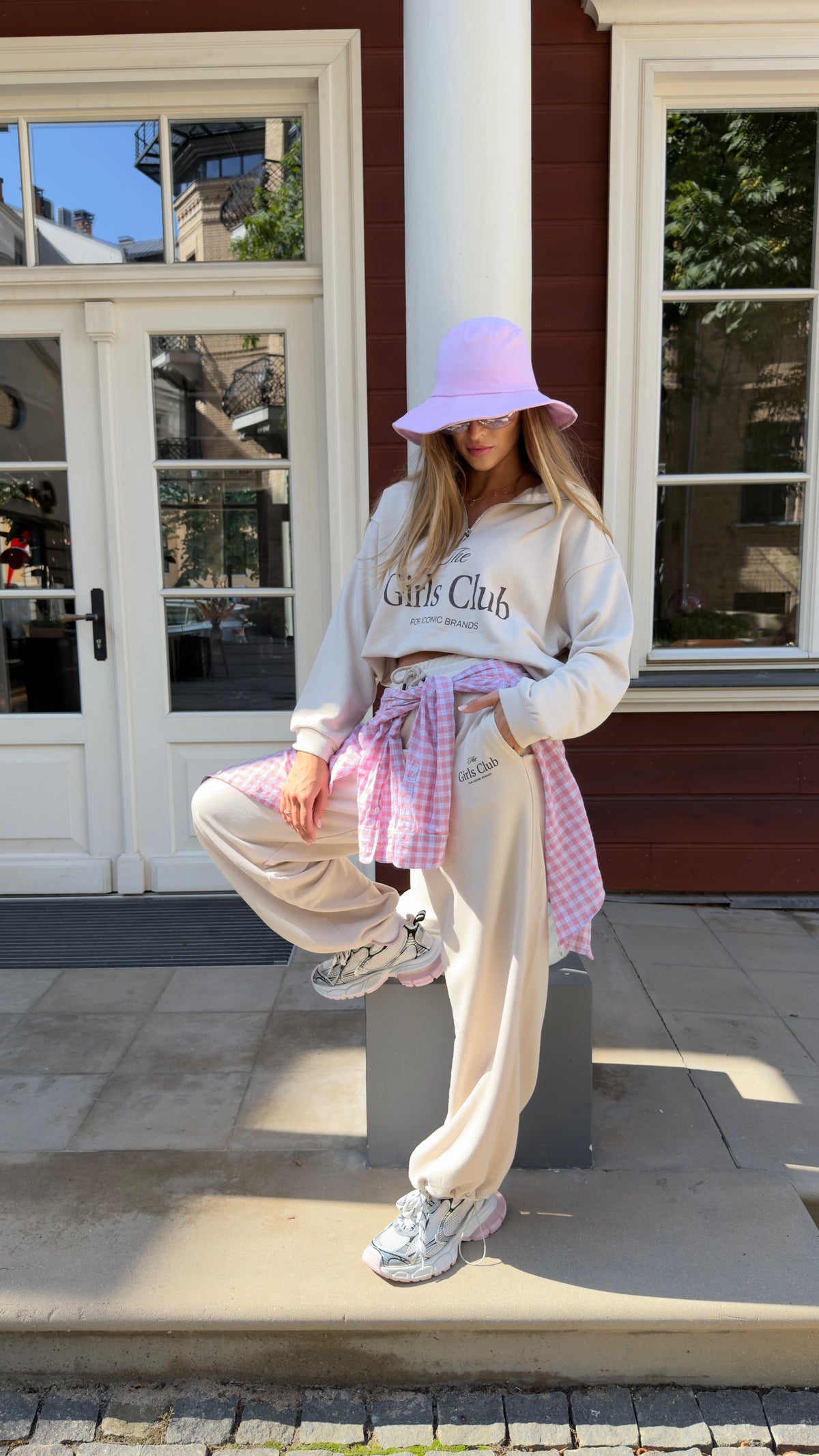 TWO PIECE “The Girls Club”