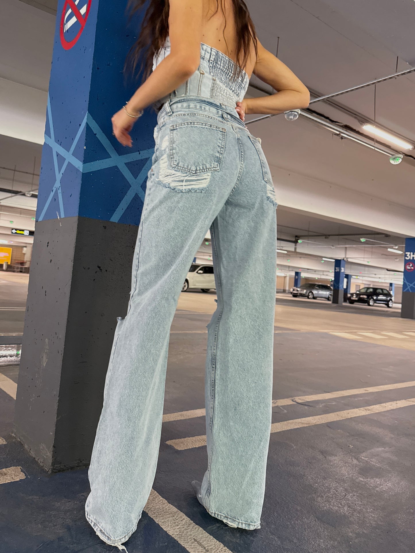 JEANS “Blue Fever”