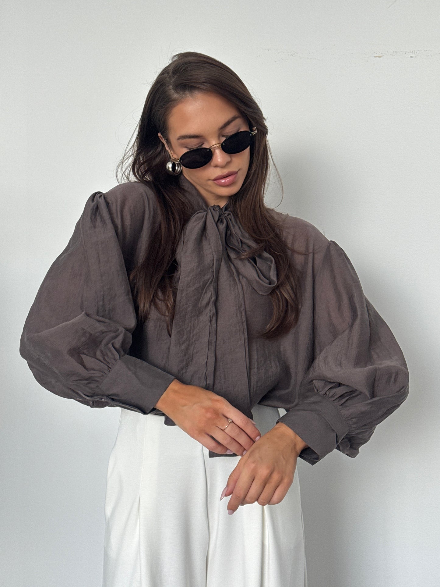 ELEGANT BLOUSE “Light Choco”