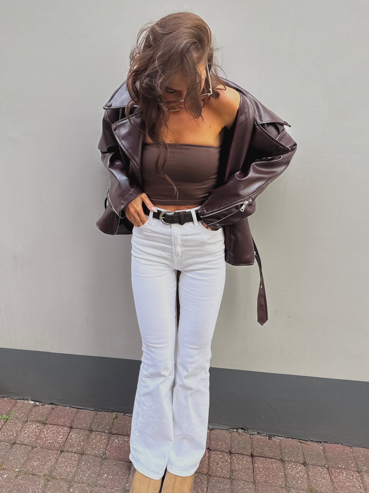 WHITE JEANS “Flare”