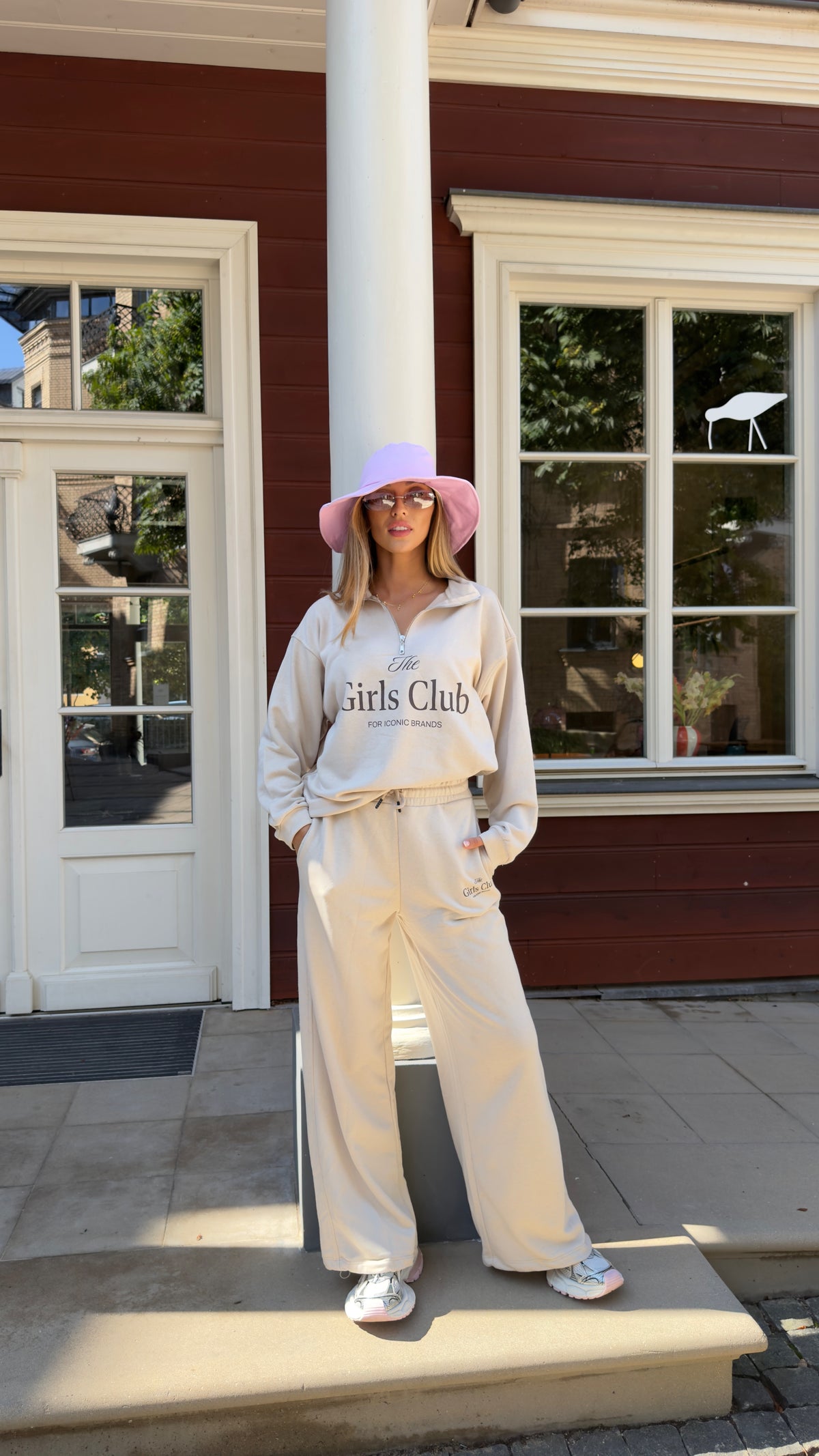 TWO PIECE “The Girls Club”